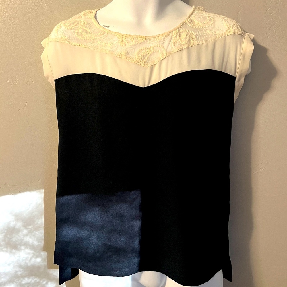 Roe & Do | Navy and Lace Blouse | Small